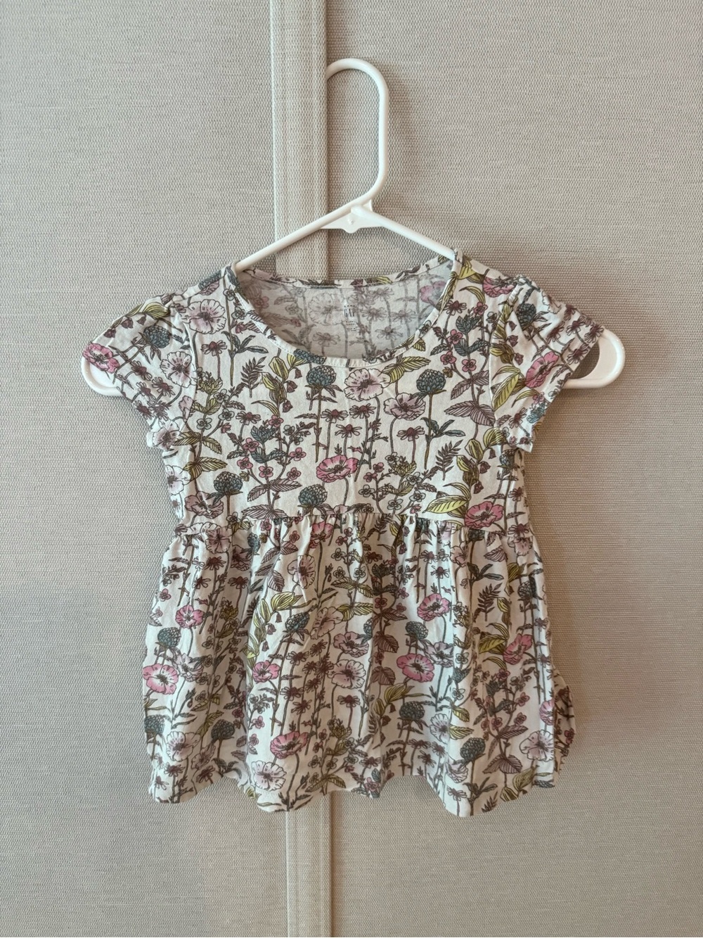 GAP Floral Short-Sleeve Peplum Top - White, Pink & Green